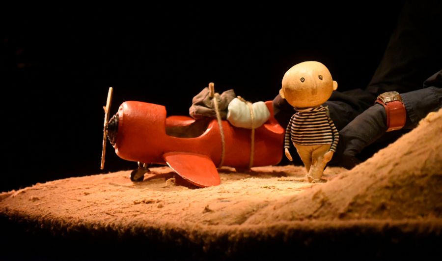 The Nest (puppet theatre by Mãozorra)