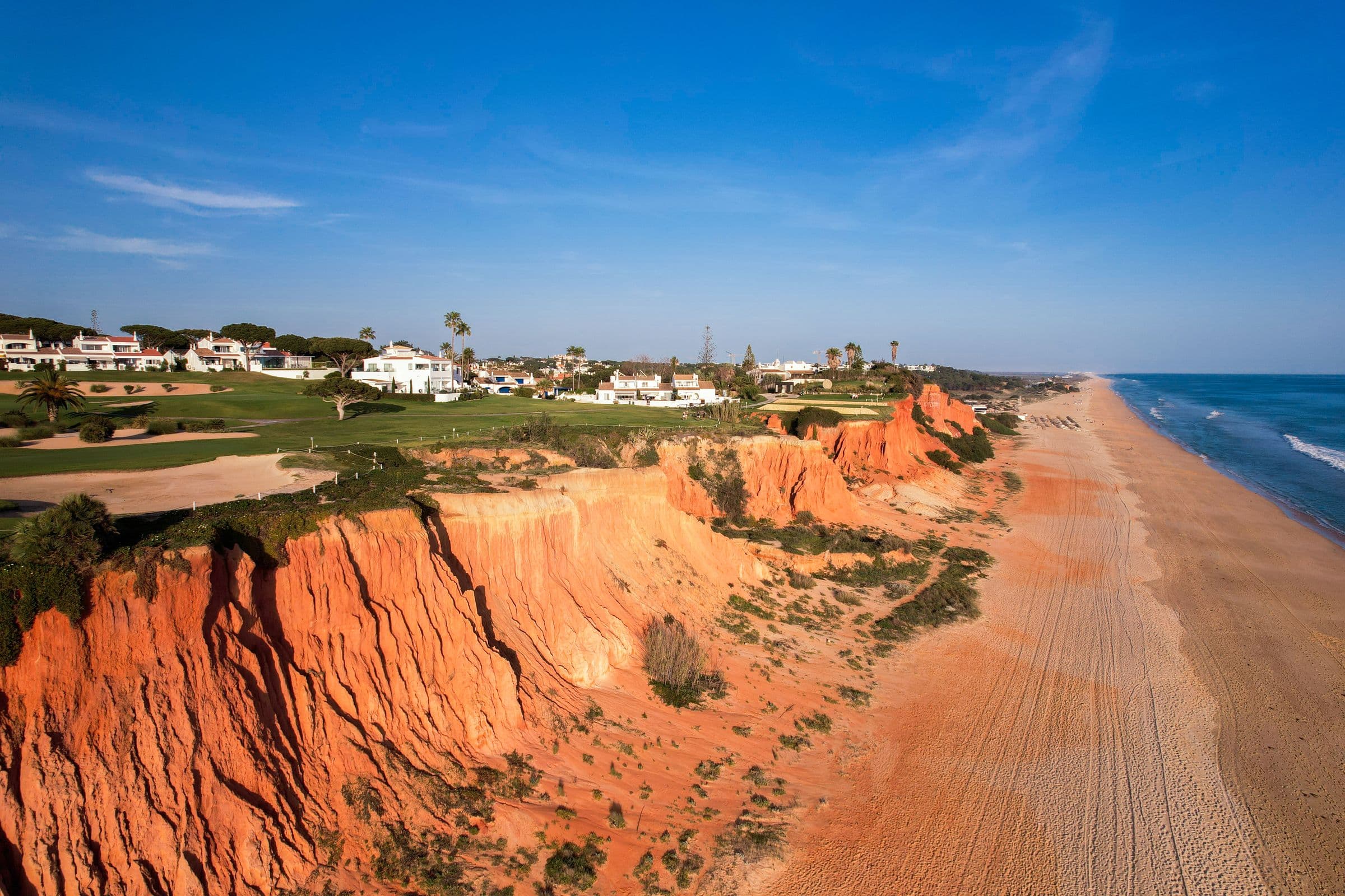 A clifftop golf course by the sea in the Algarve
