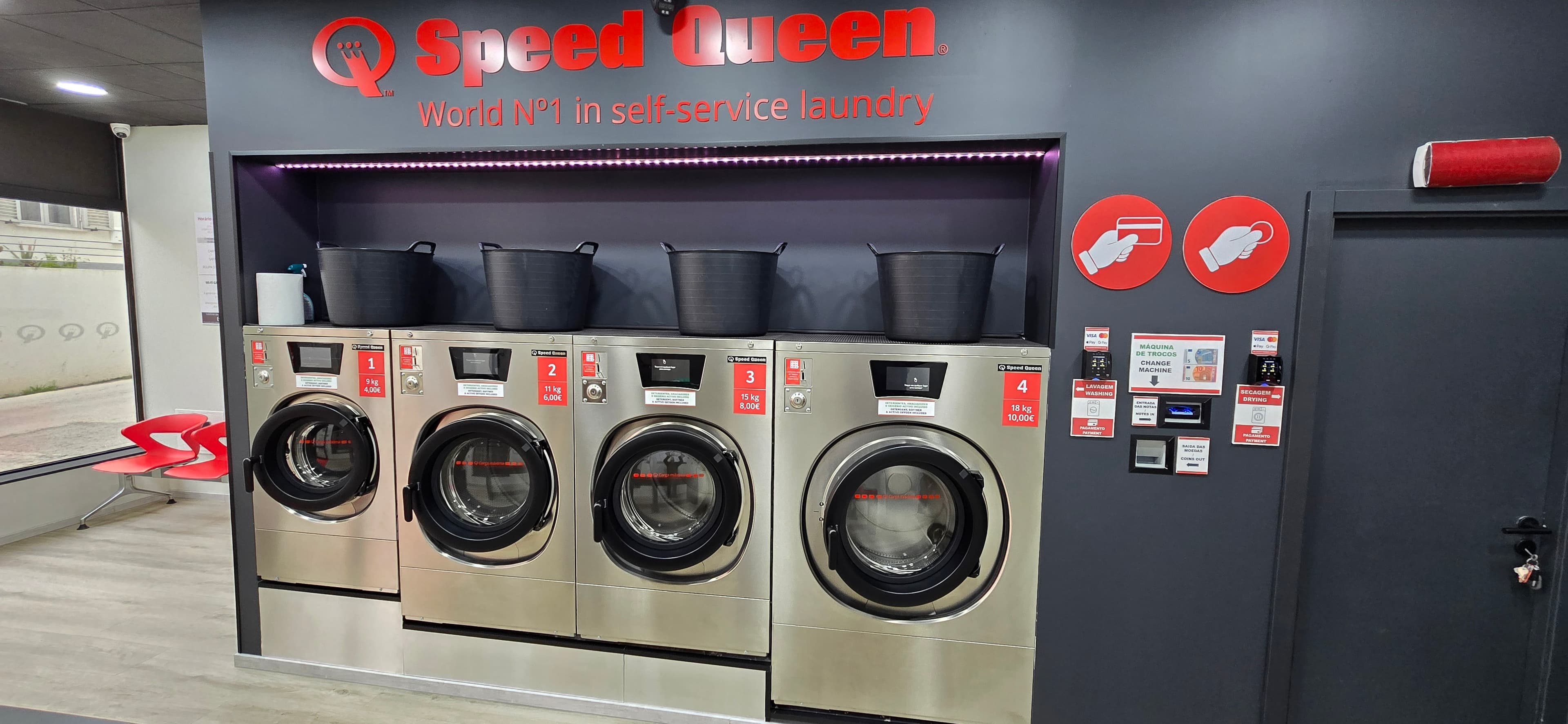 Speed Queen Lagoa Laundromat