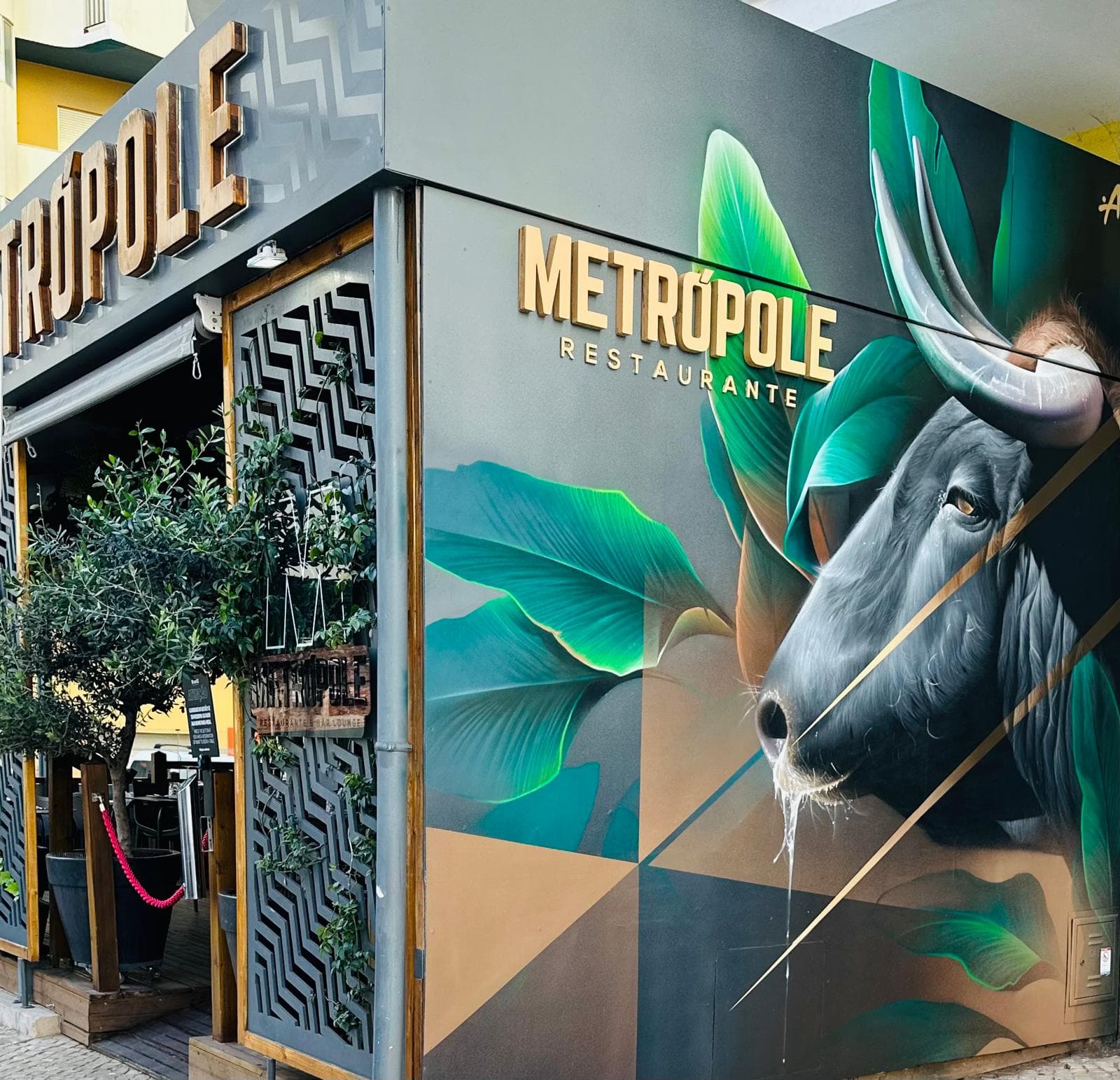 Metrópole Restaurante & Bar Lounge