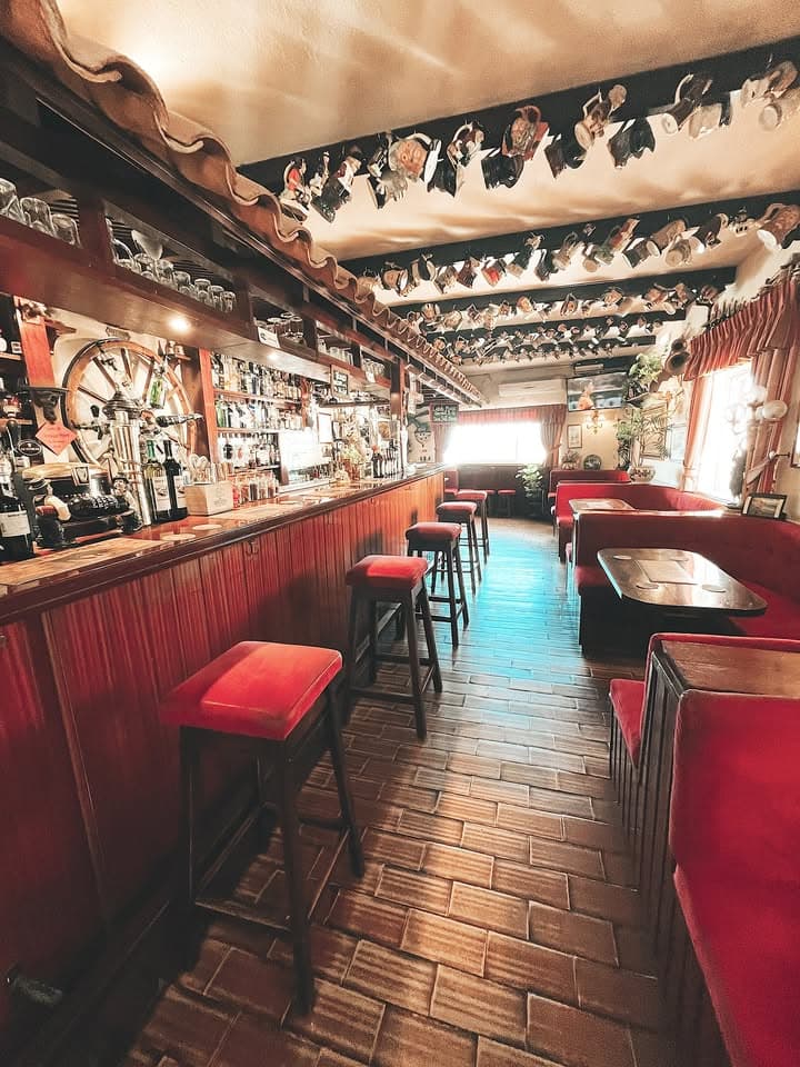 The Bull Bar and Restaurant