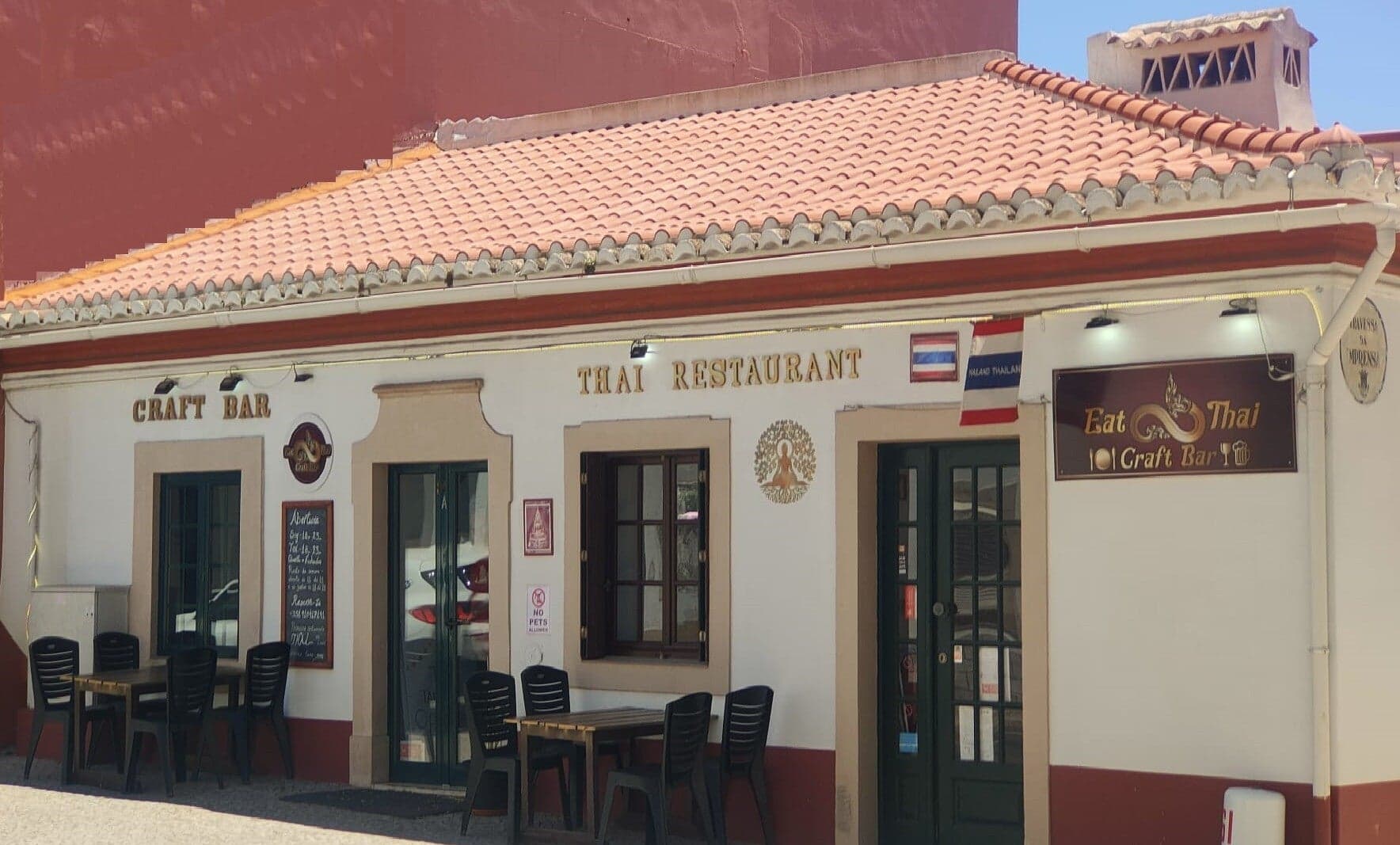 Eat Thai Craft Bar