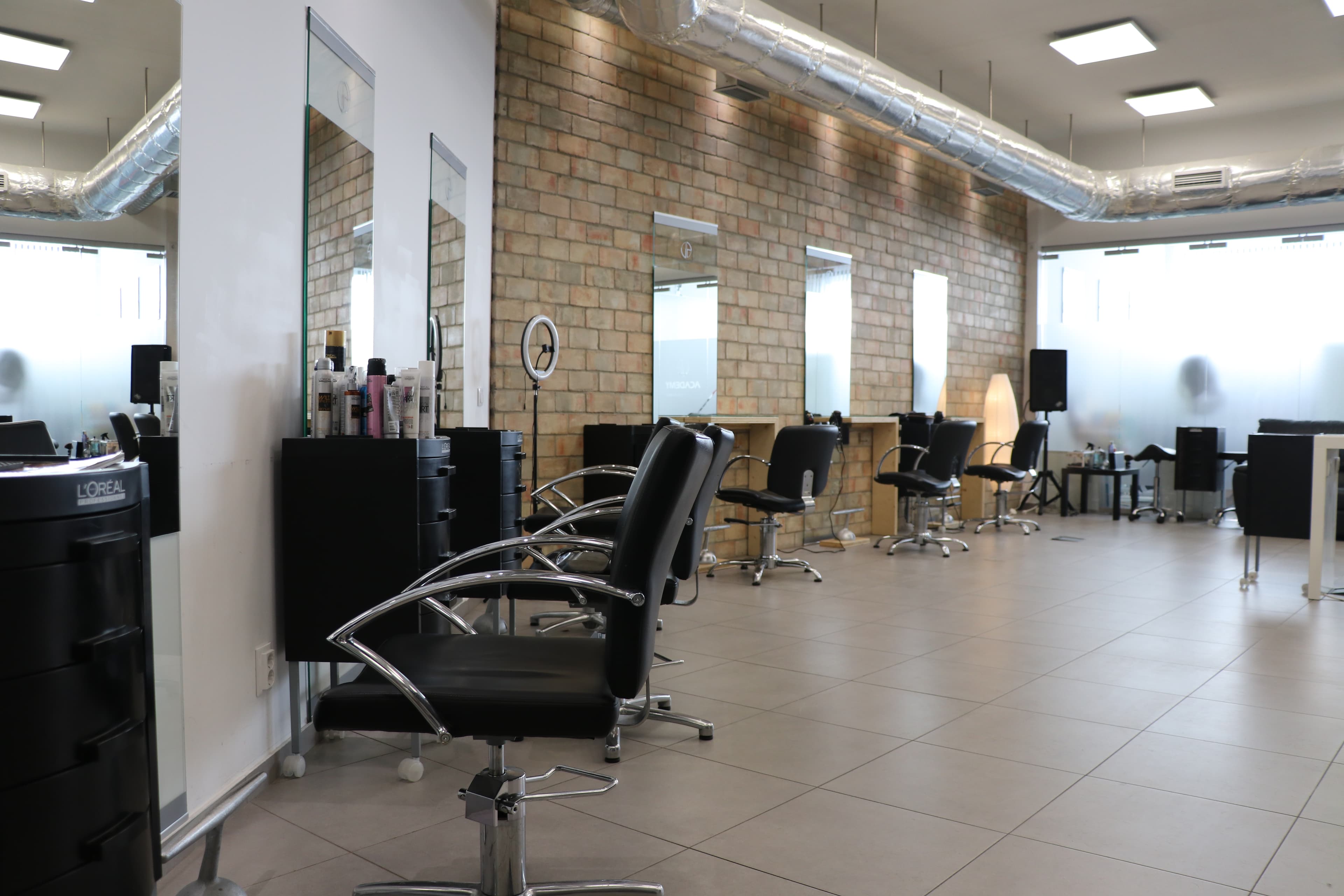 Victor Picardo Hairstyling Group