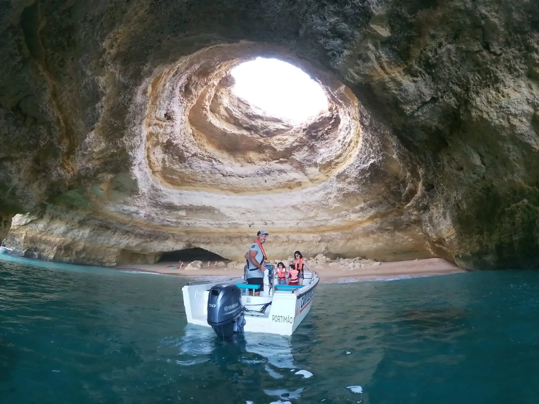 CarvoeiroCaves