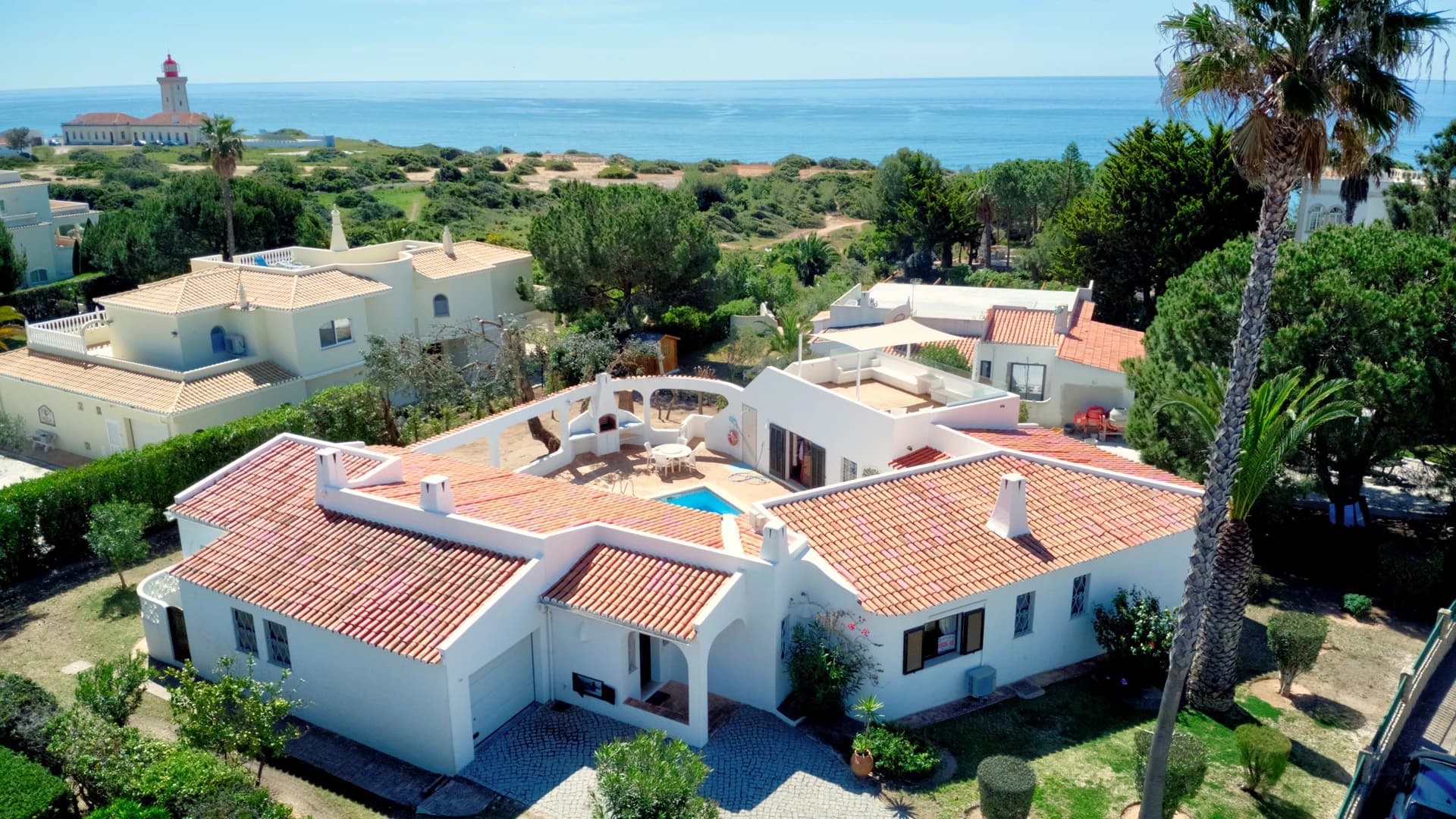 Rocha Brava Property
