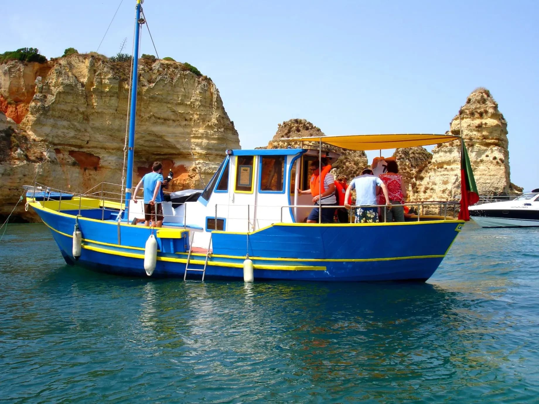 Costa D'oiro Passeios Marítimos