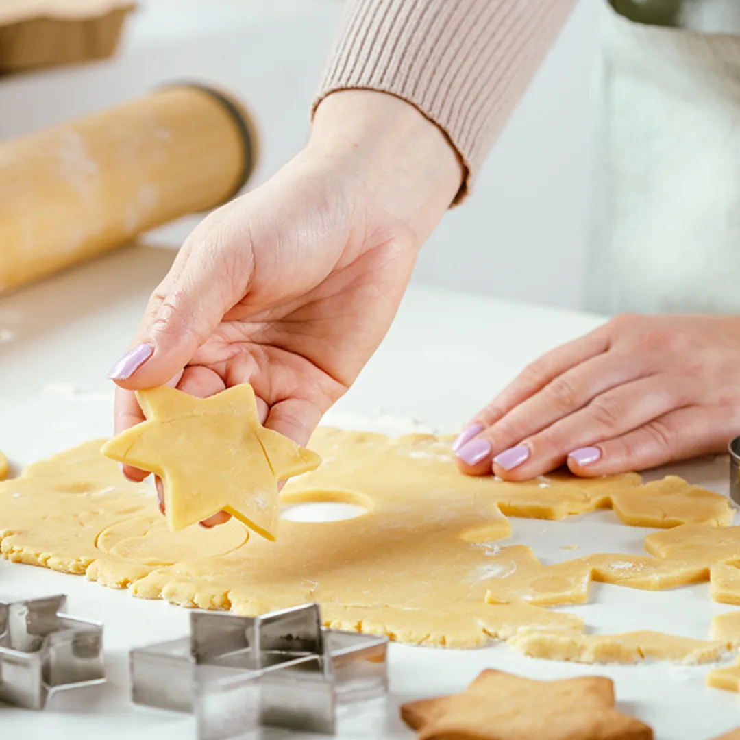 Stainless steel biscuit cutters, set of 6