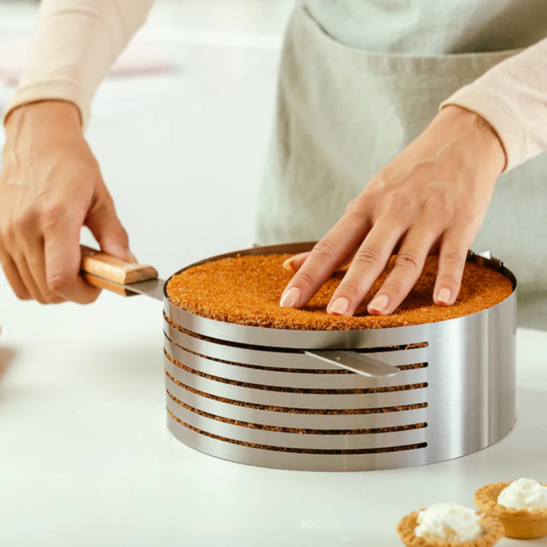 Adjustable round cake slicer, 7 layers, 16 cm