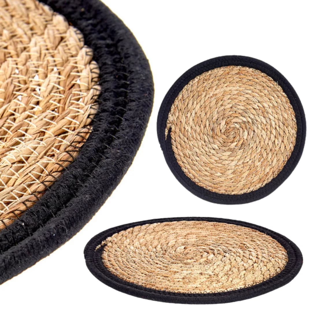 Natural placemat with black edge, 30 cm