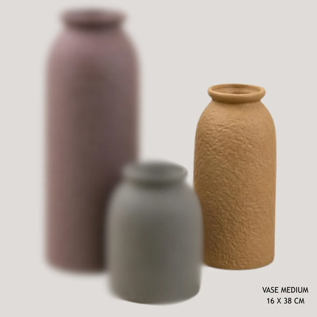 Yellow textured cylindrical ceramic vase, 9.5 x 9.5 x 18.5 cm