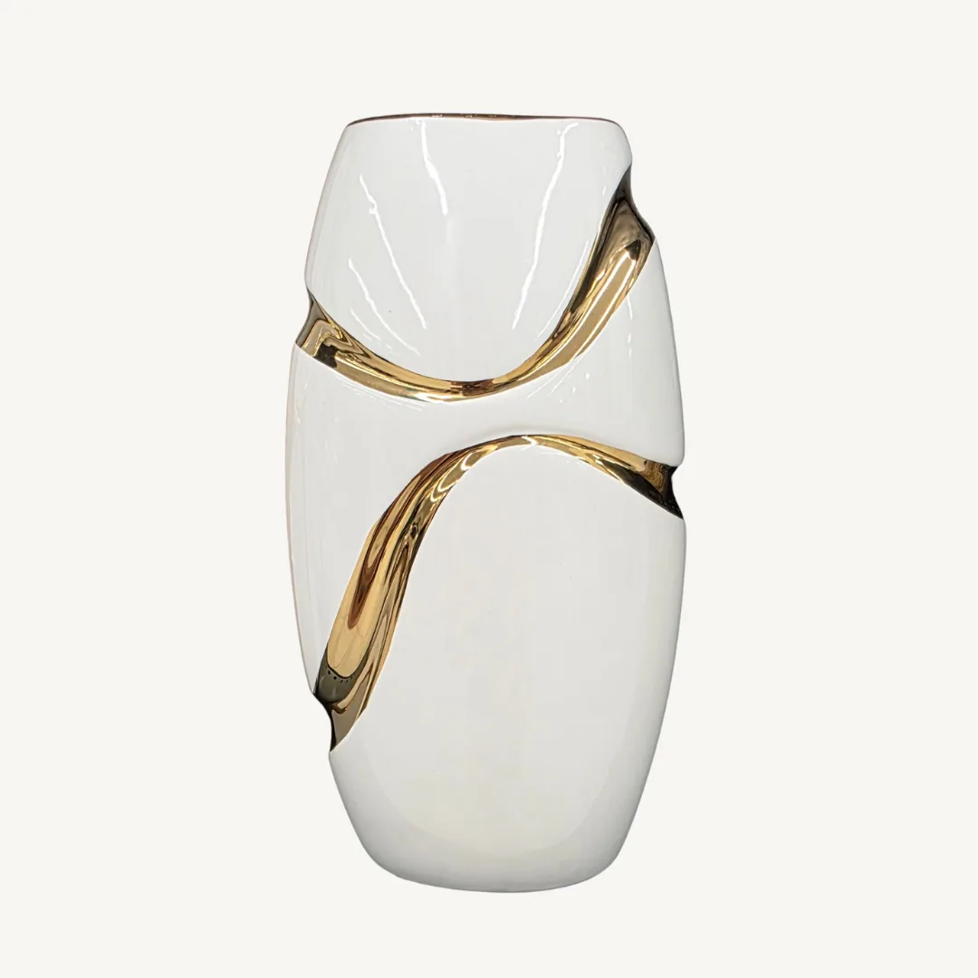 White and gold decorative vase, 14 x 11 x 26 cm