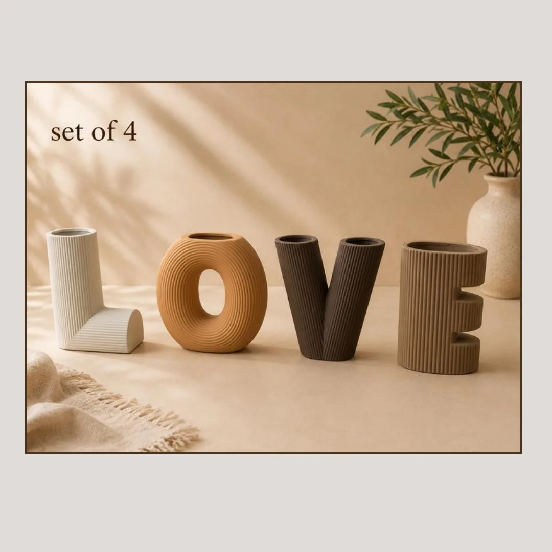 Love ceramic vases, set of 4
