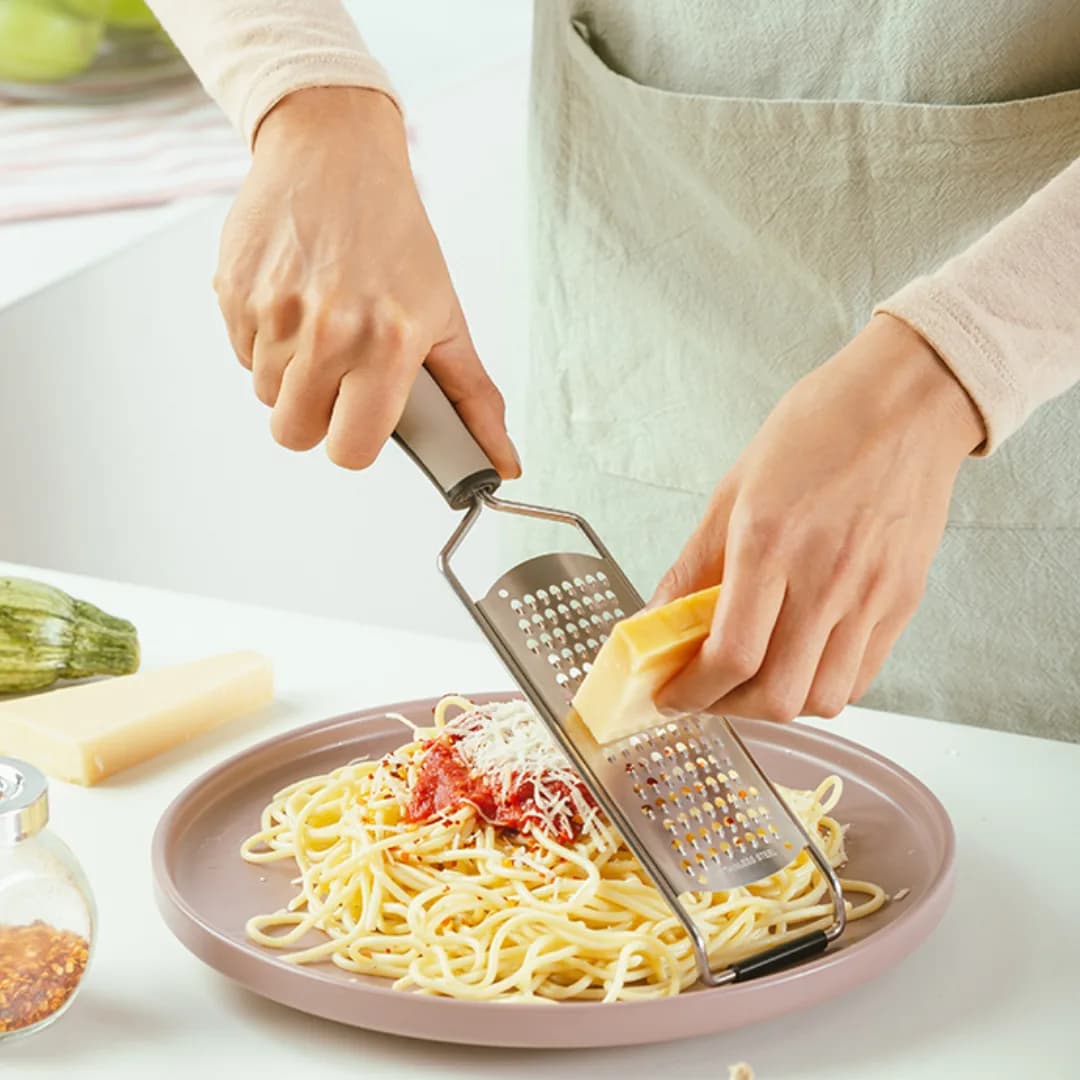 Stainless steel grater, 32 cm