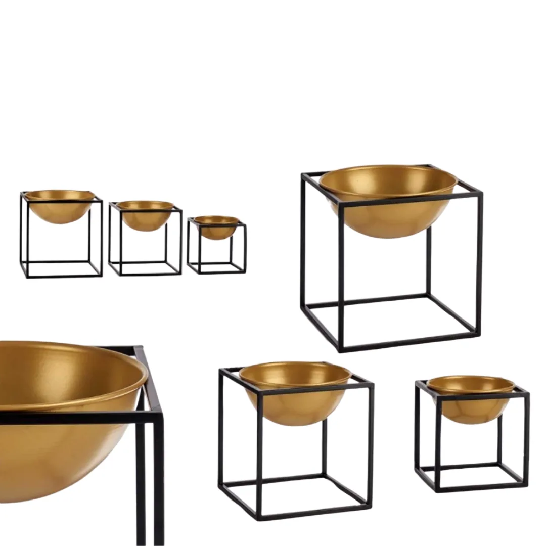 Bowl with square stand, large, 23 cm