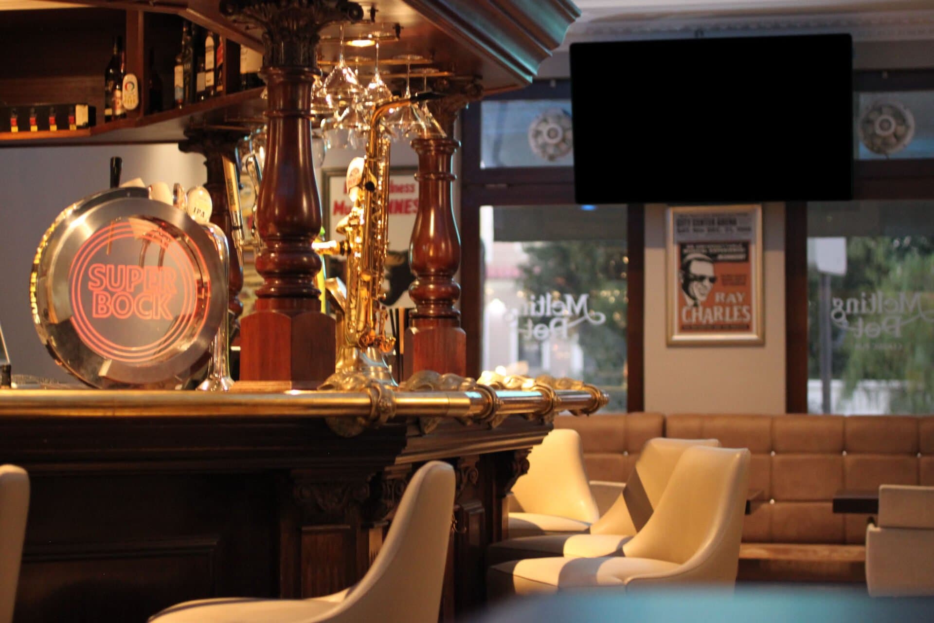 Melting Pot Classic Pub