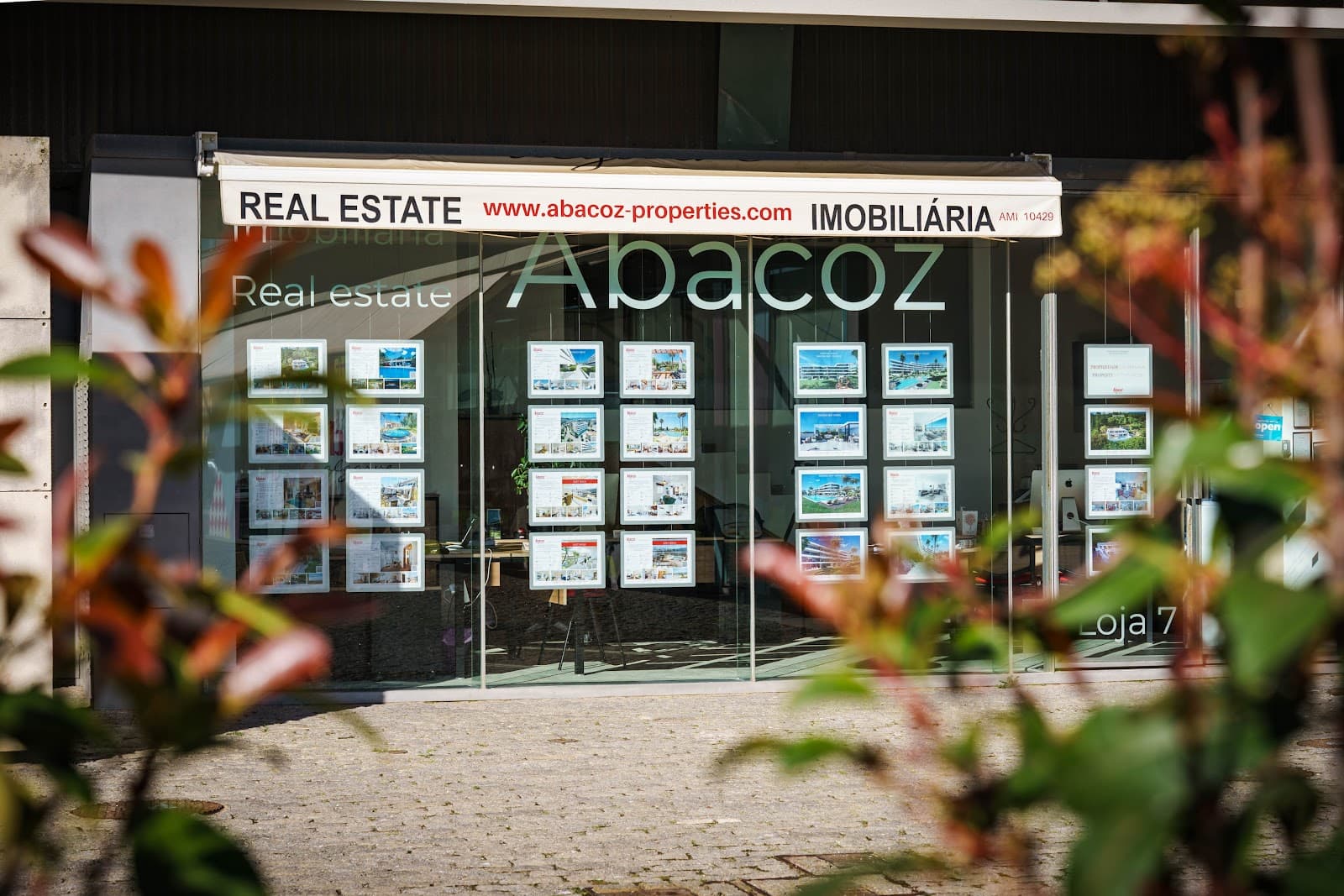 Abacoz Properties