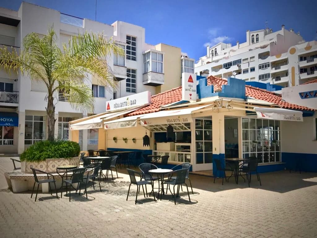 Pêra Bistro Bar