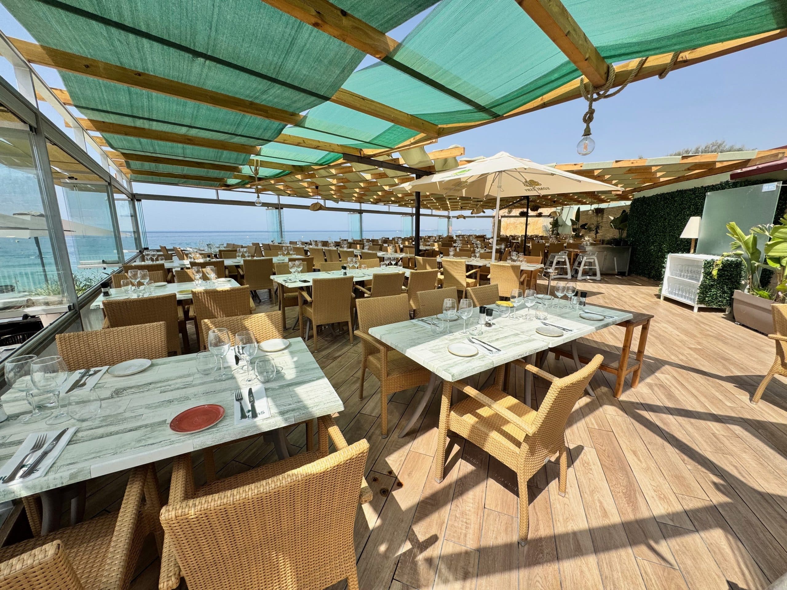 Julias Restaurant