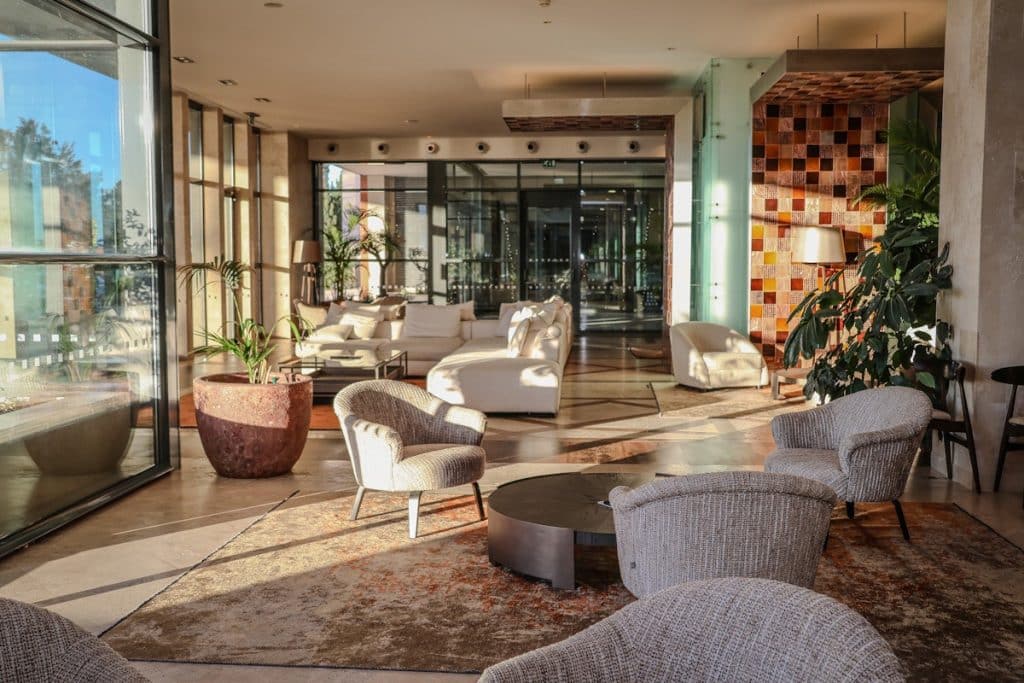 real-marina-hotel-spa-lobby-1024x683