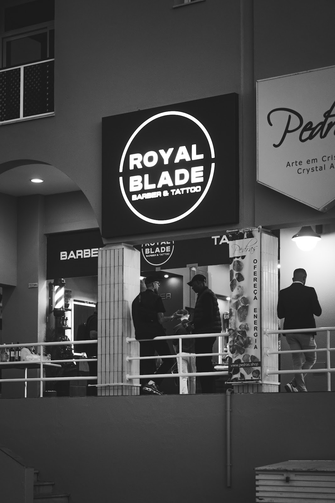 Royal Blade Barber & Tattoo: Barbers and Tattoo Studio at Marina Plaza, Vilamoura